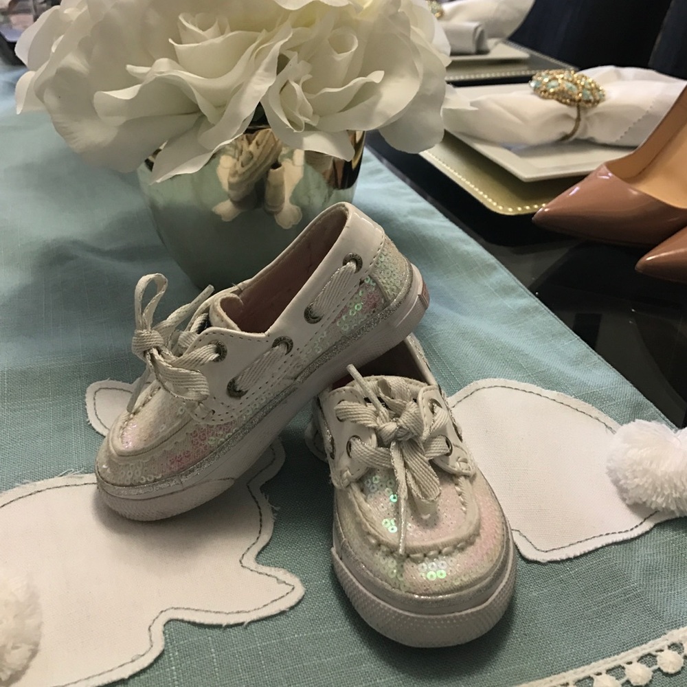 Sperry girls boat shoes
