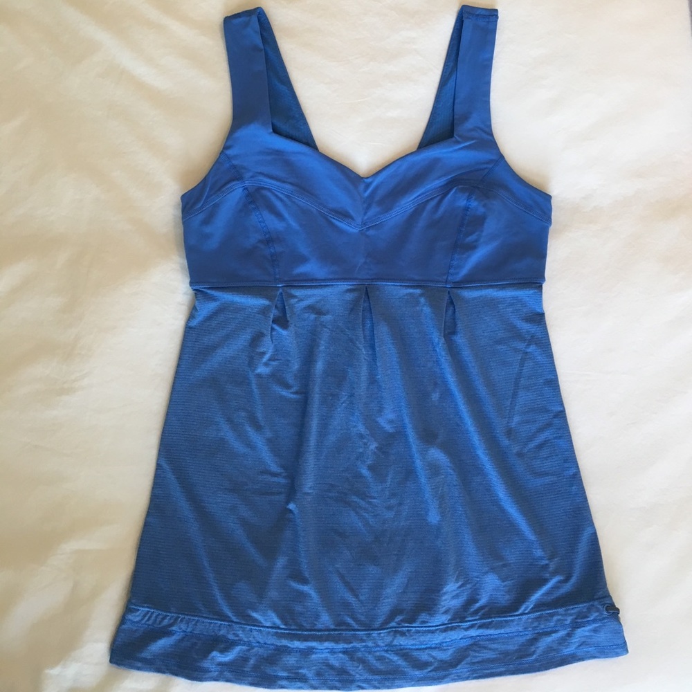 Lululemon Tame Me Tank - Size 8, Porcelain Blue