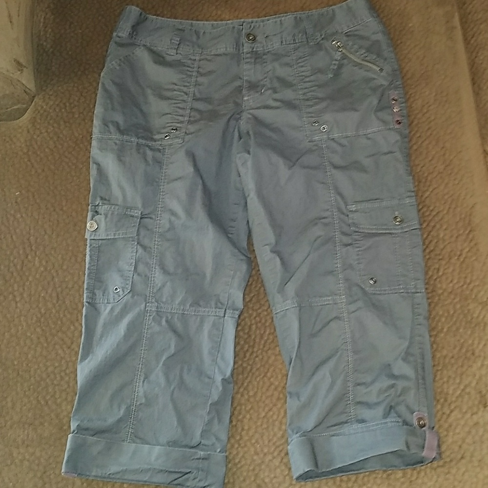 Size 12 Apt 9 grey capris