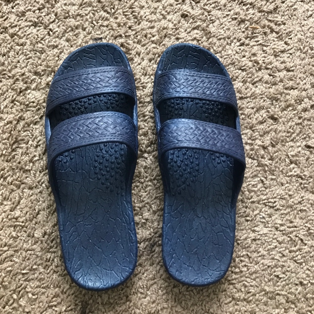 Sandals size 7