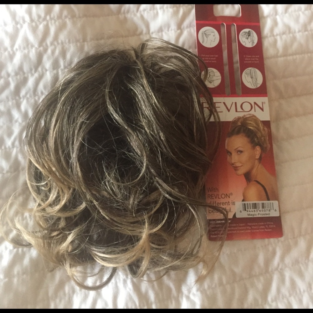 Hair piece on clip