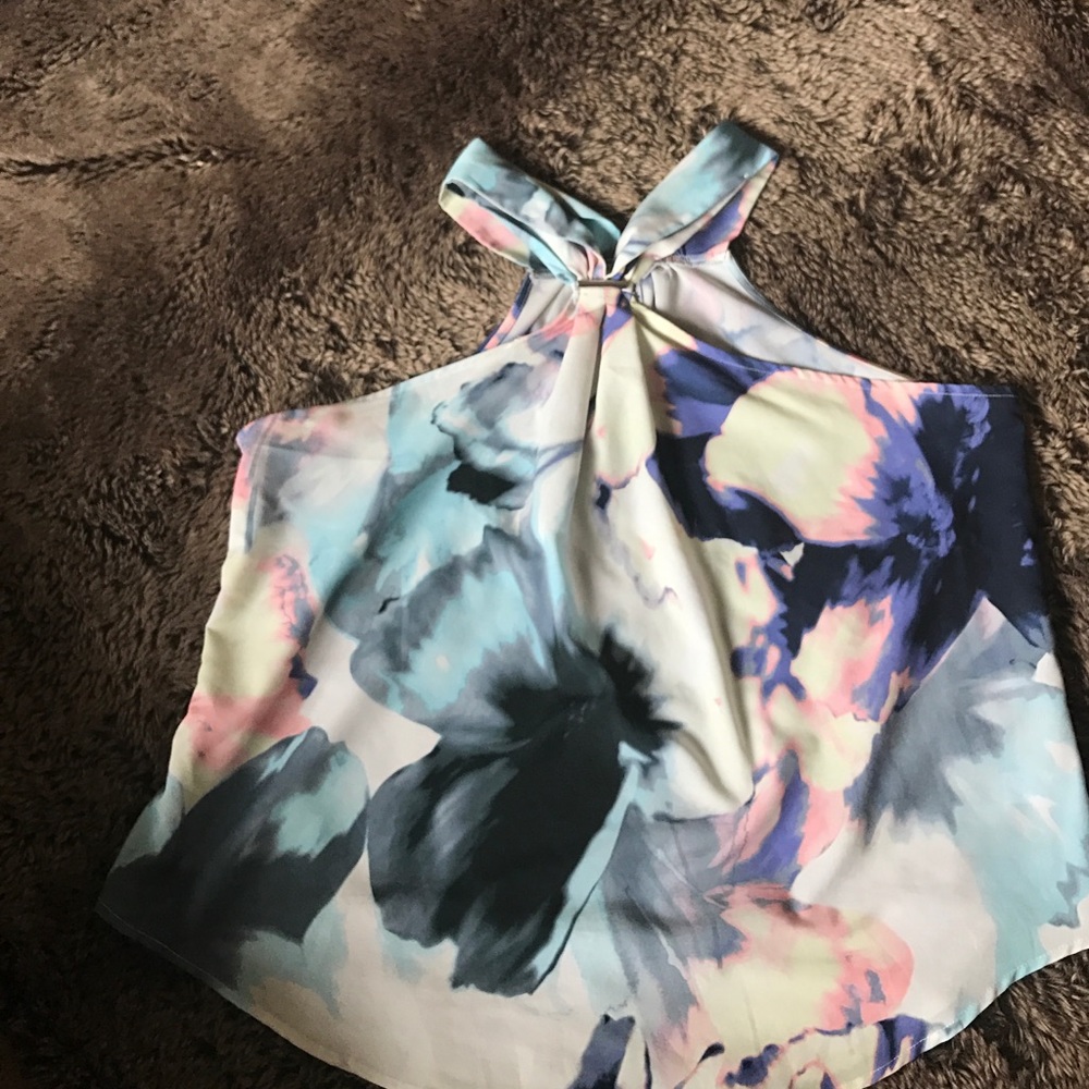 CK sleeveless top with gorgeous print