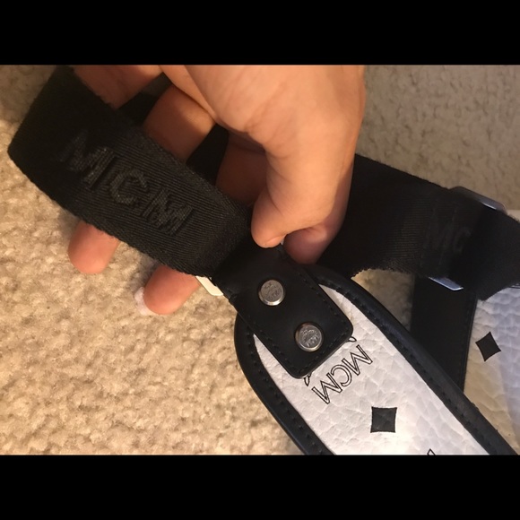 ❌Sold🚫 MCM backpack - Picture 5 of 8