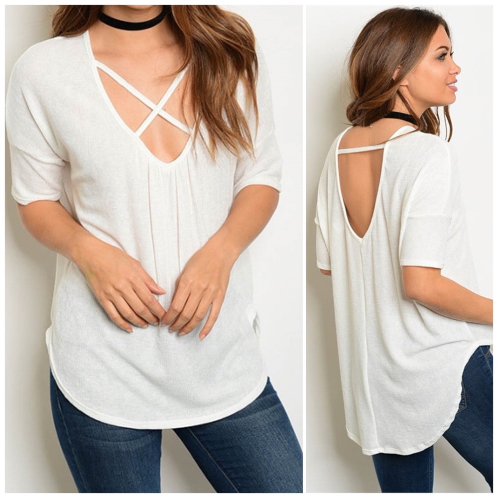 ❗️CLEARANCE ❗️White Criss Cross Top - Picture 1 of 6