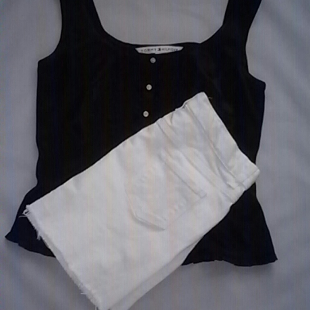 NWOT Old Navy White Denim Mini Skirt