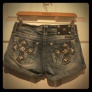 Miss Me Shorts Cross Embroidered Size 28