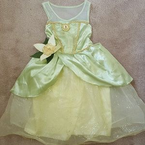 Disney Tiana dress up