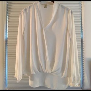 Max Studio cream v-neck blouse