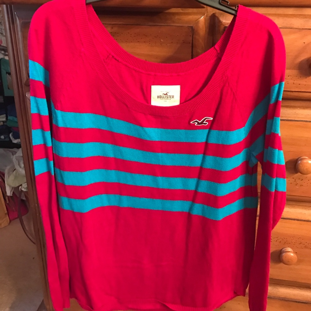 Hollis tee sweater