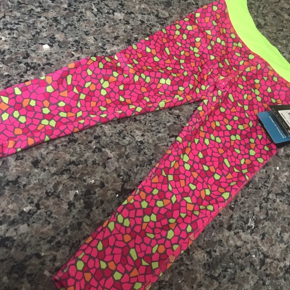 Nike Dri-Fit leggings size 4. - Picture 3 of 3