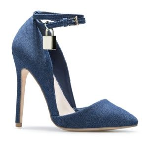 CINTHYA Shoedazzle Denim Ankle Lock Pumps
