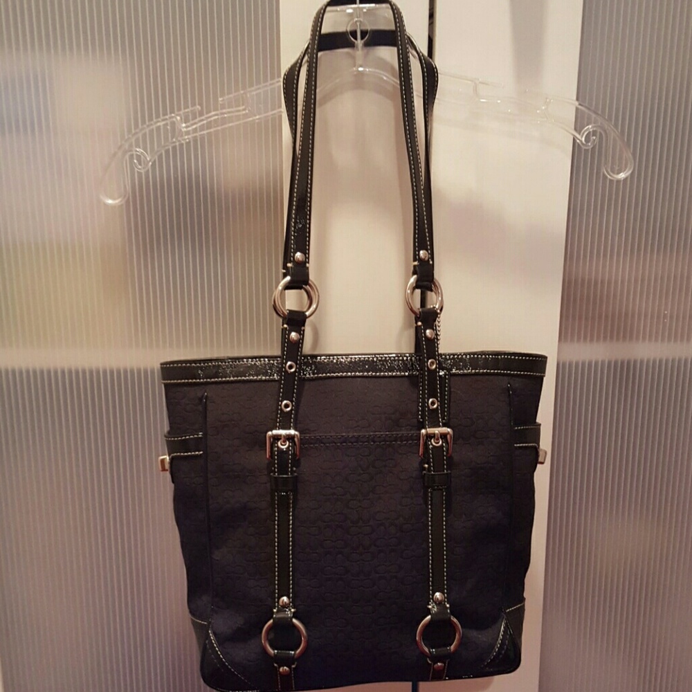 Coach Signature Handbag like new!!