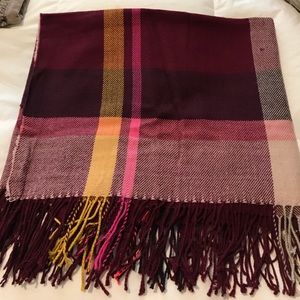 H&M Burgundy Blanket Scarf