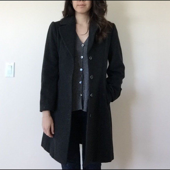 Coat - Picture 4 of 4