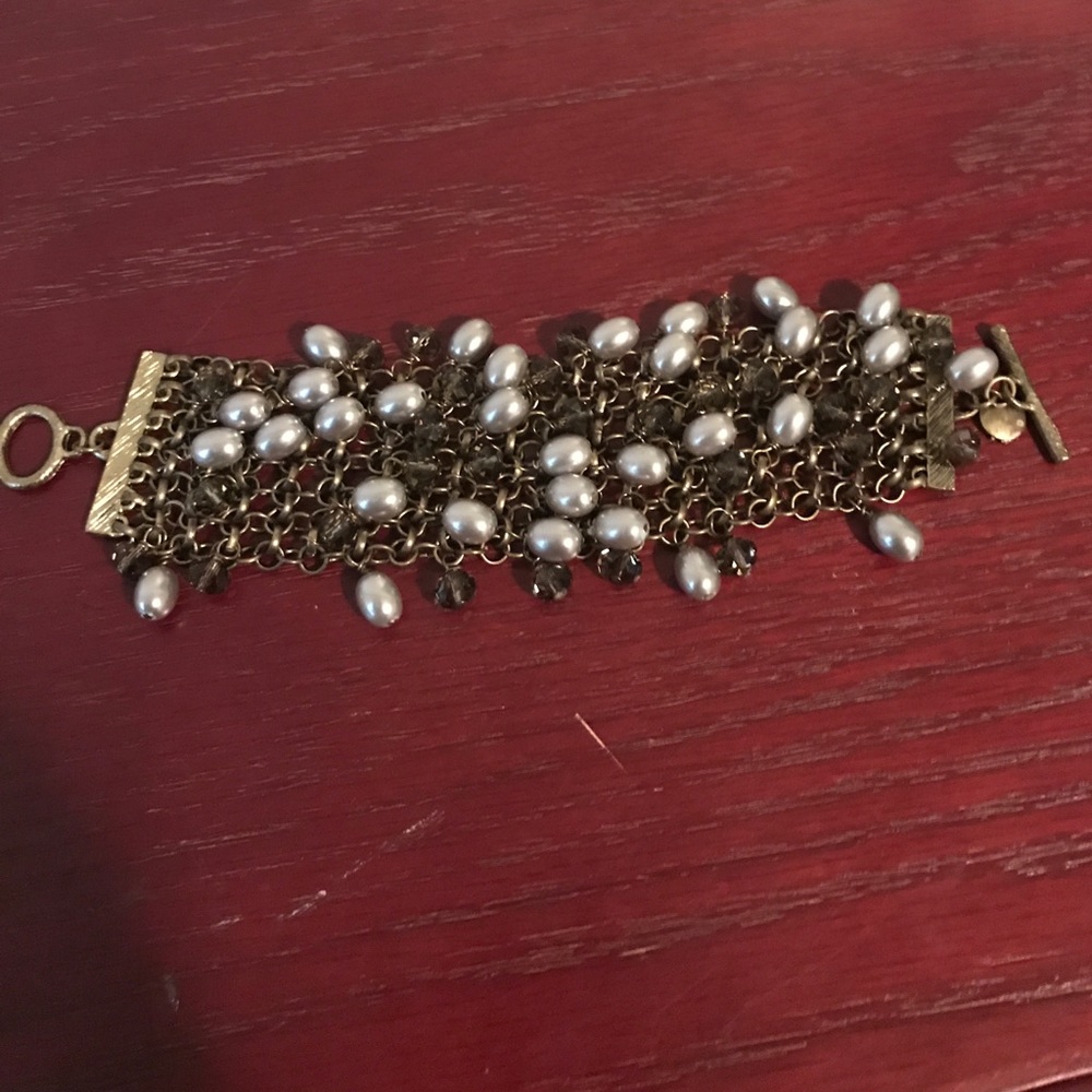 Bead bracelet