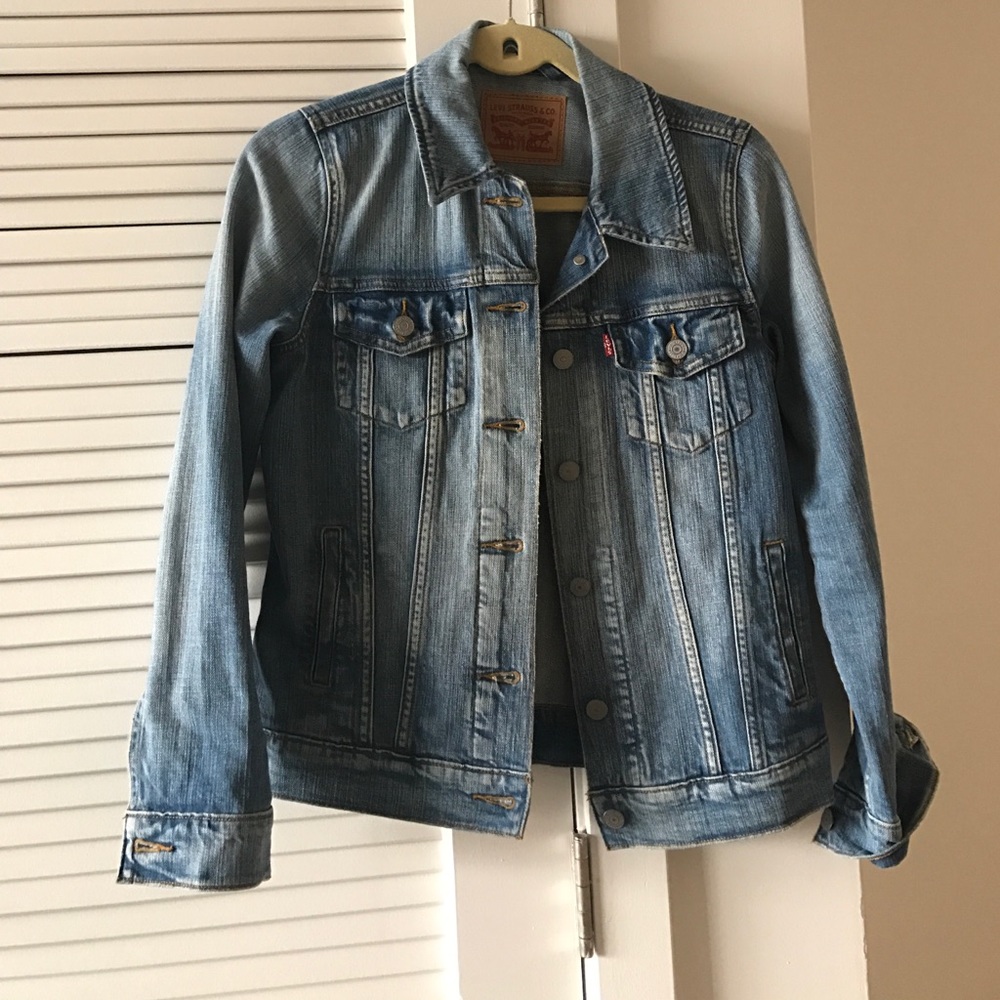 S BRAND NEW, Levi jacket!