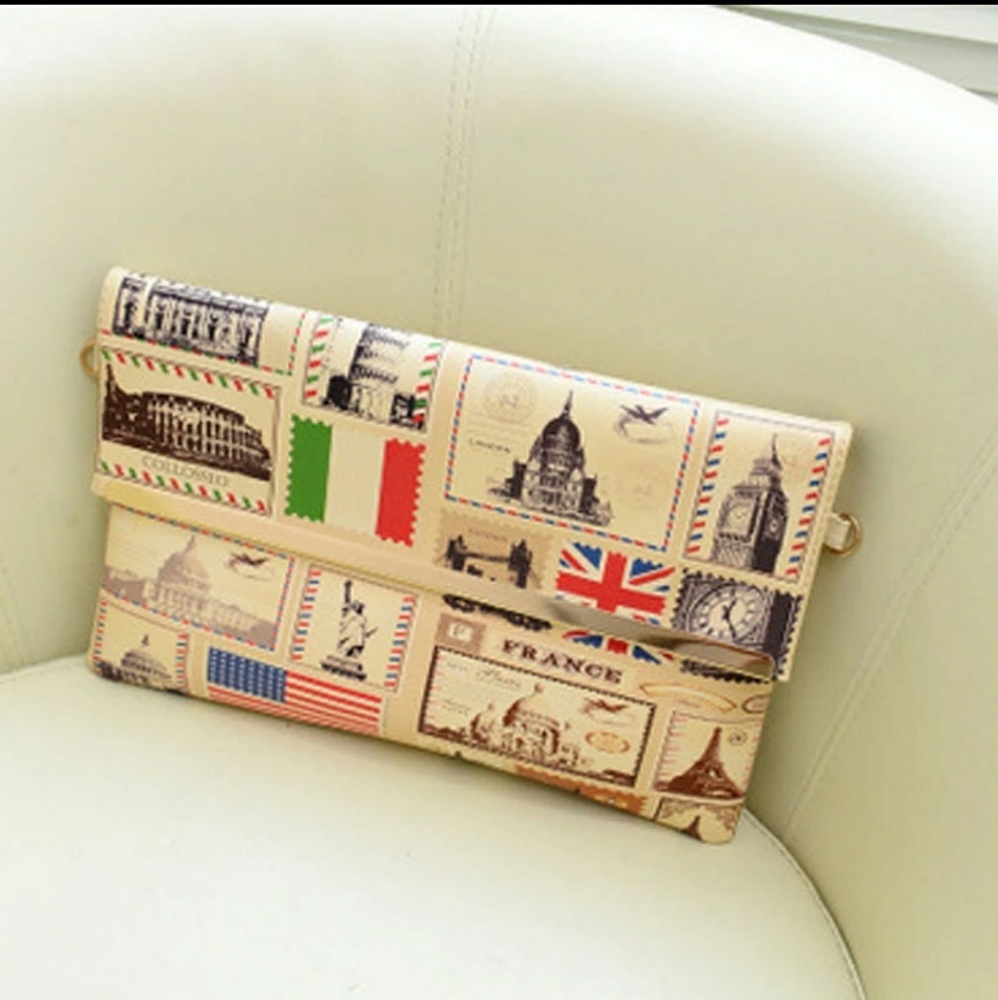 Women graffiti envelope bag