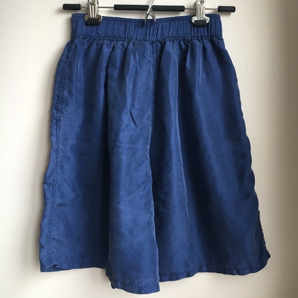 Vintage silk (high-waisted) shorts - Picture 3 of 5