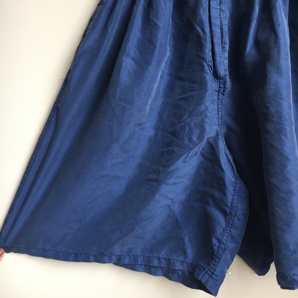 Vintage silk (high-waisted) shorts - Picture 4 of 5