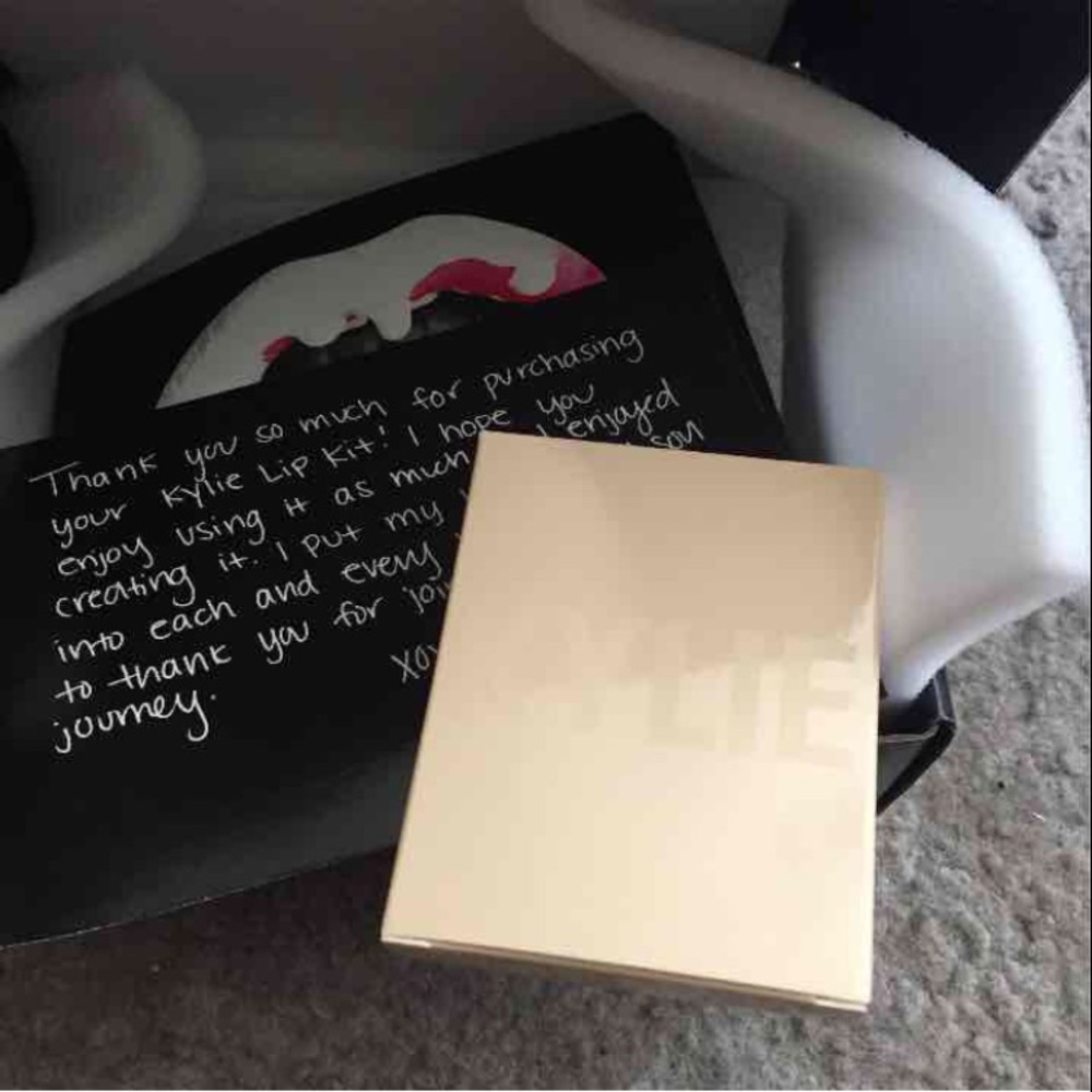 Kylie cosmetics kylighter French vanilla