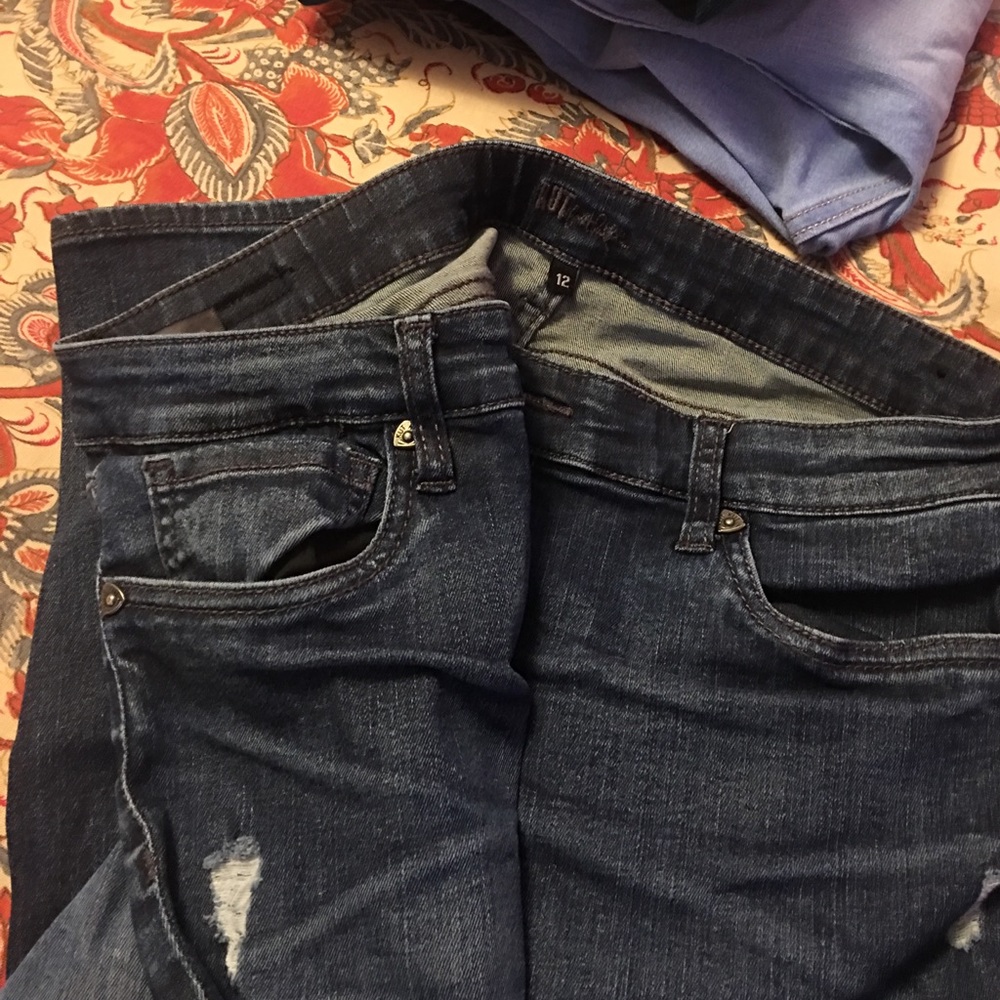 Skinny jeans