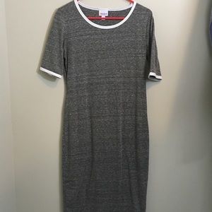 Never worn lularoe julia dress