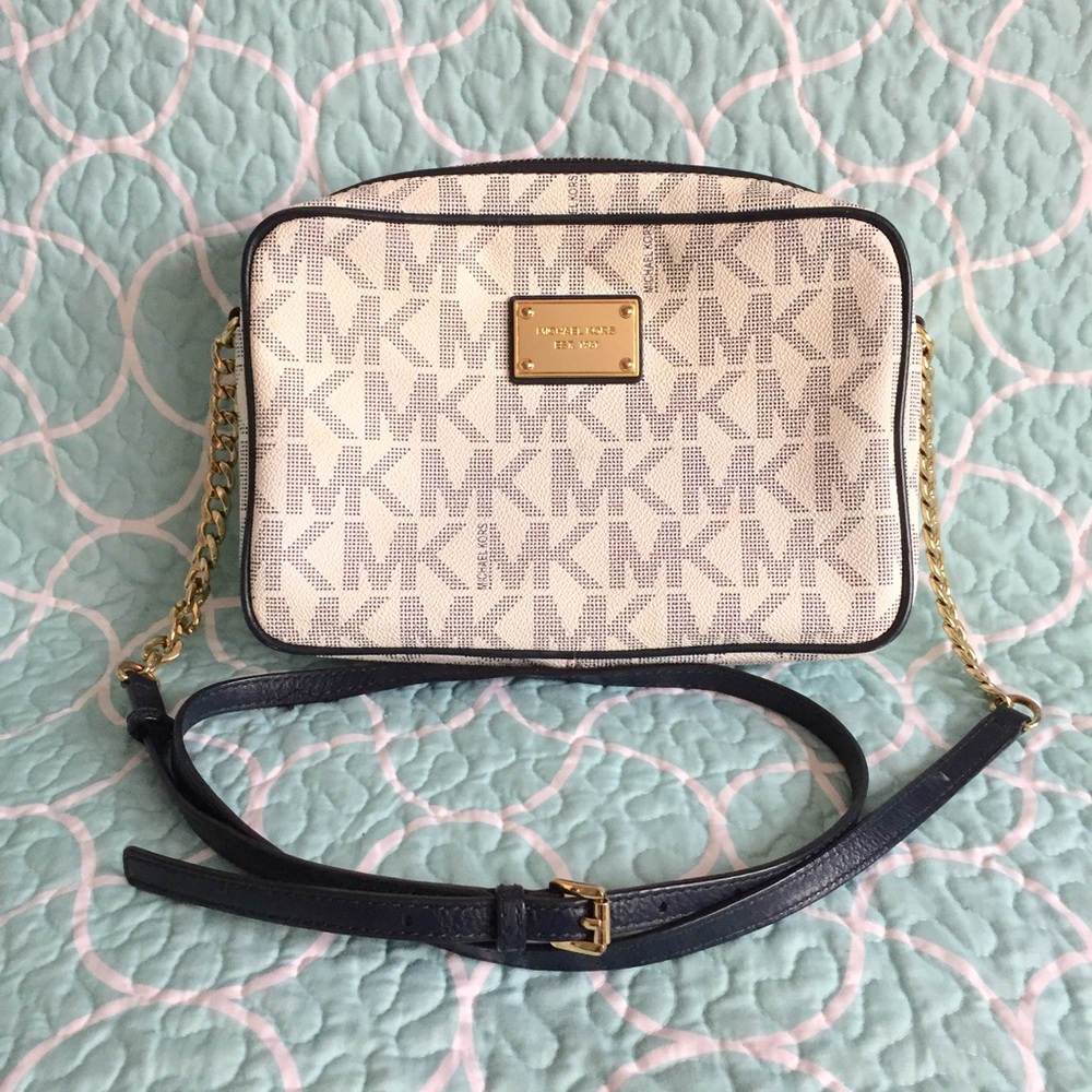 (SOLD) Michael Kors Vanilla Bag