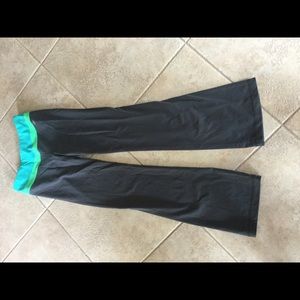 VS yoga pants