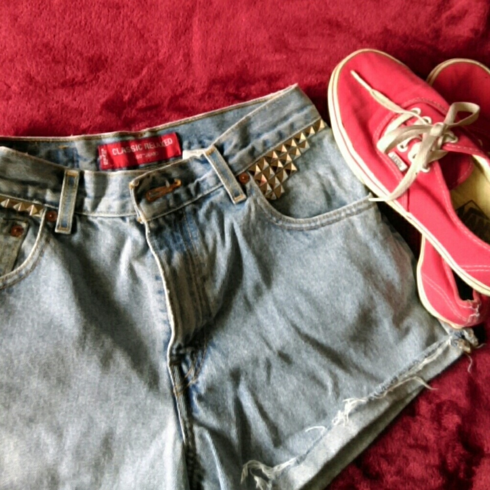 Levi's Classic Relaxed 550? cut offs