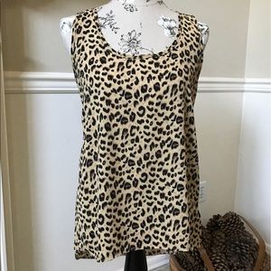 Sleeveless leopard print top