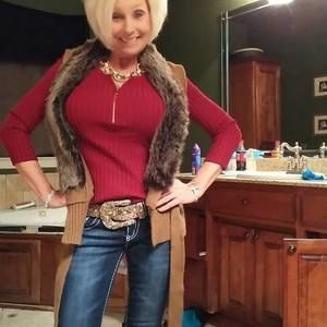 Meet your Posher, Rhonda