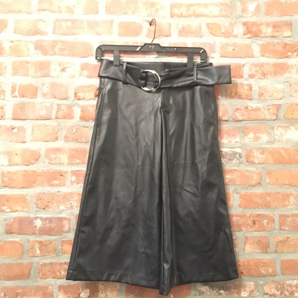 🕶Faux-leather Gaucho🕶