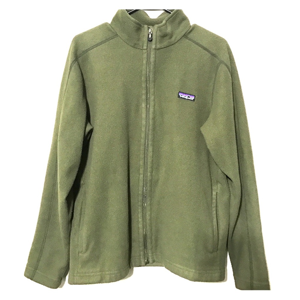 ⛰PATAGONIA FLEECE JACKET 🏕 : Size M--Green
