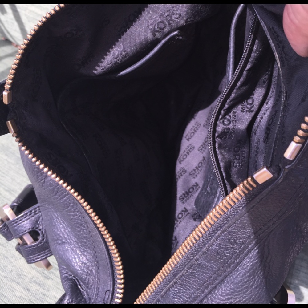 MK rare Michael Kors black leather purse metal EUC - Picture 4 of 8