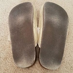 steve madden sweater clogs