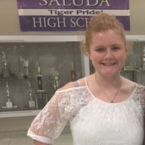 Meet your Posher, Laura