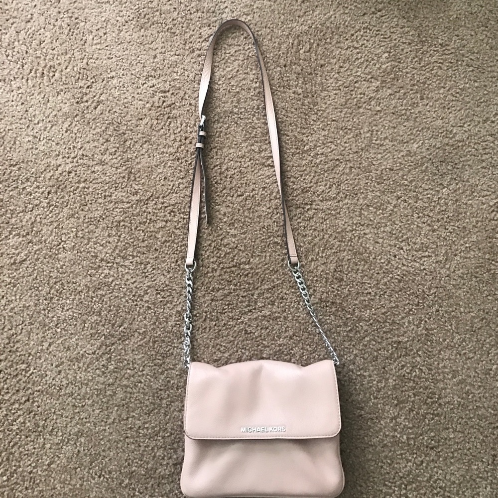 BABY PINK MICHAEL KORS CROSSBODY PURSE