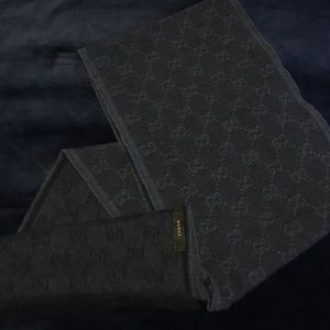 Gucci wool & angora scarf