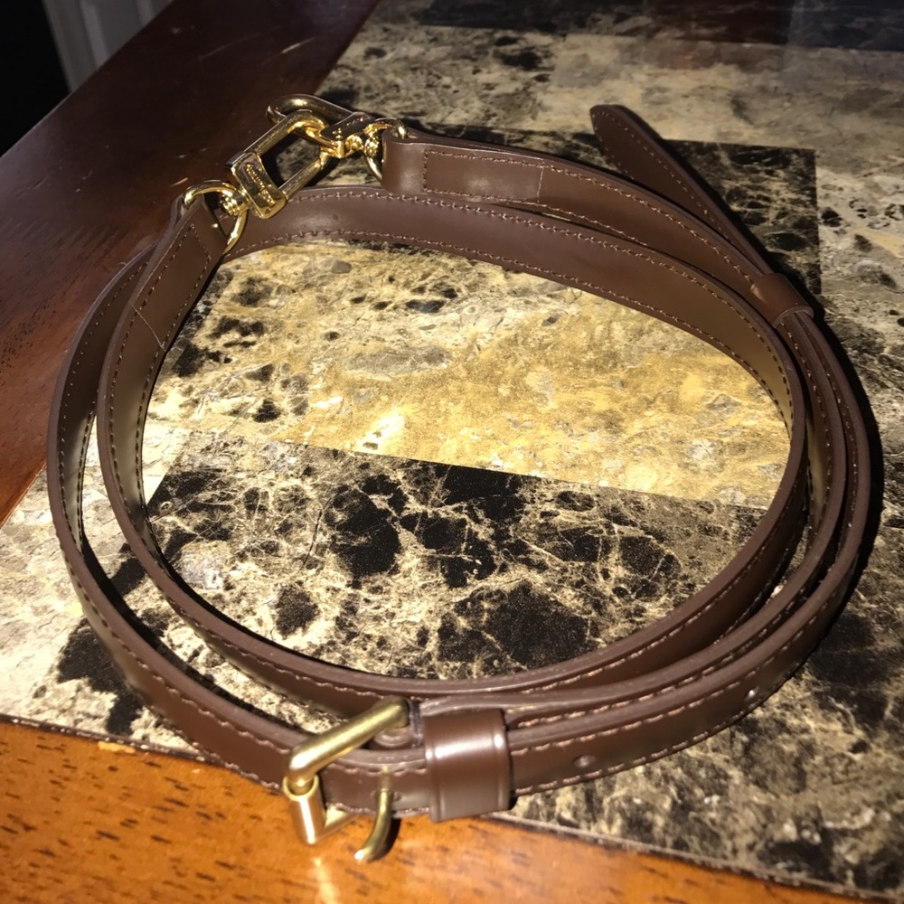 Louis Vuitton Shoulder Strap!