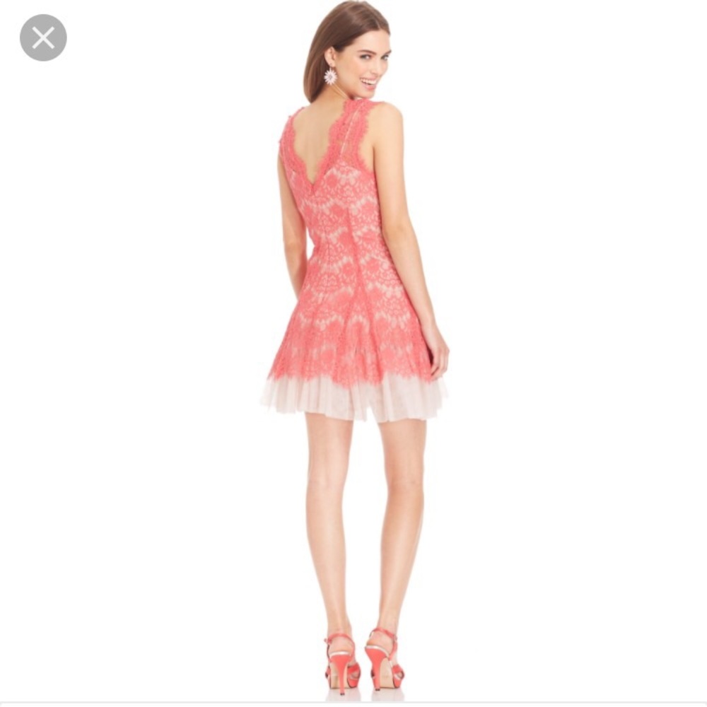 SOLD on PP 🎀 Coral Prom dress