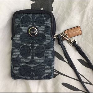 Jean Coach Wristlet