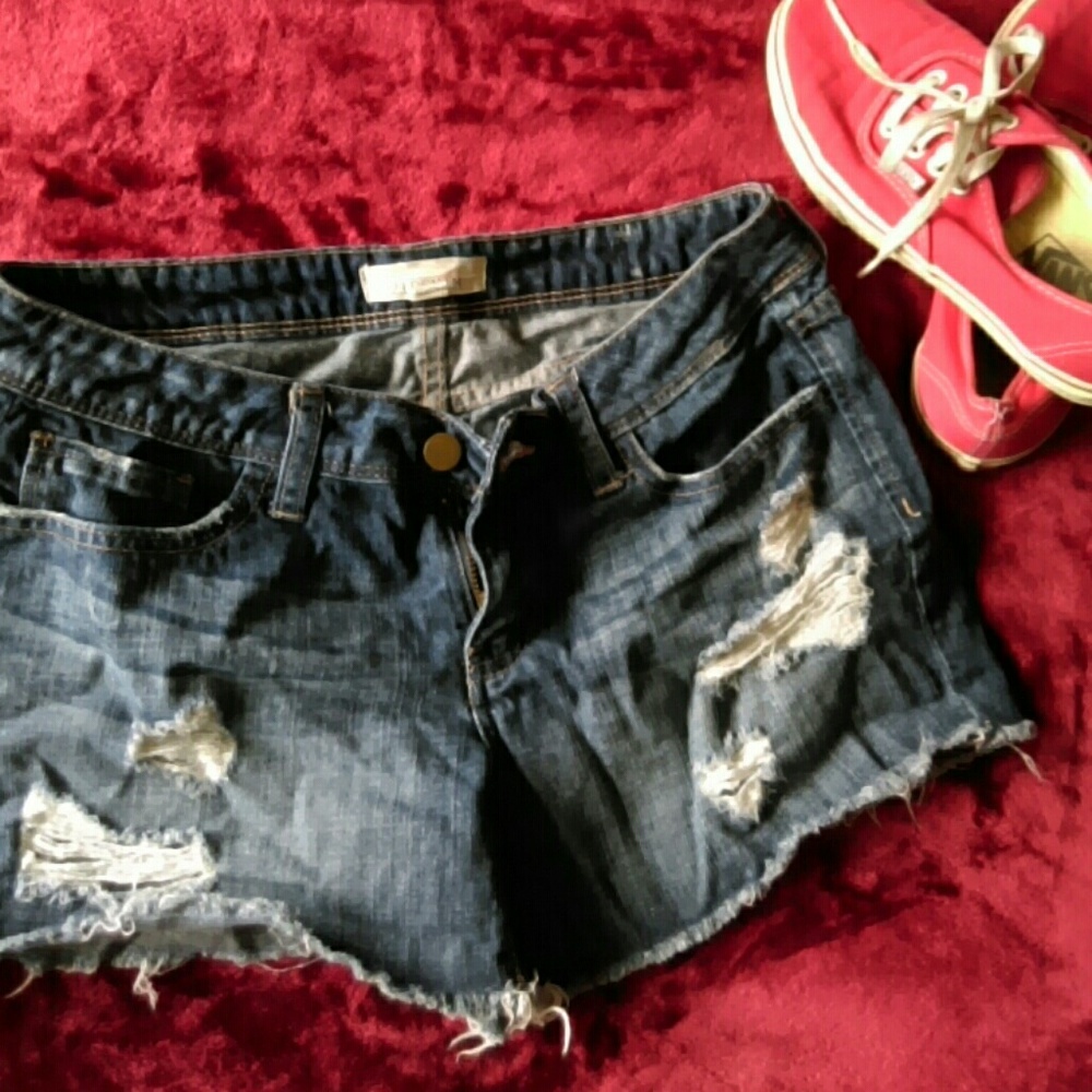 21 Distressed Denim Jean Shorts