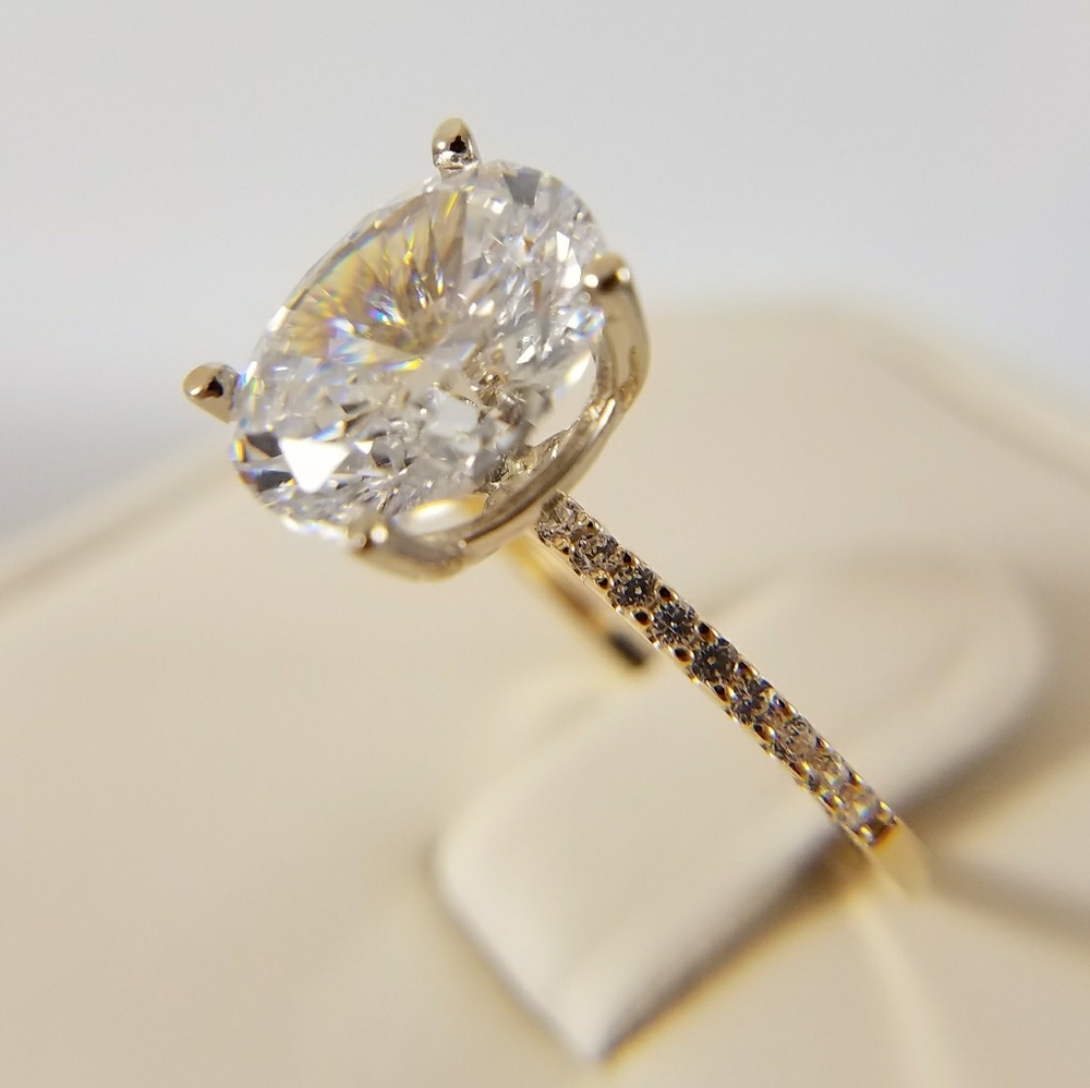 4ct Oval 14k Solid Gold Engagement Ring - Picture 1 of 9