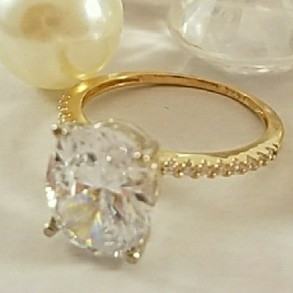 4ct Oval 14k Solid Gold Engagement Ring - Picture 2 of 9