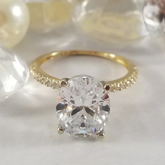 4ct Oval 14k Solid Gold Engagement Ring - Picture 4 of 9