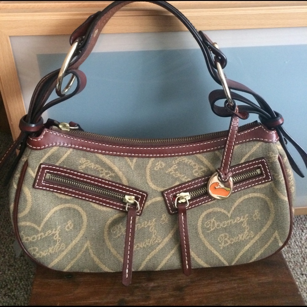 Rare Dooney and Bourke Hearts Shoulder Bag