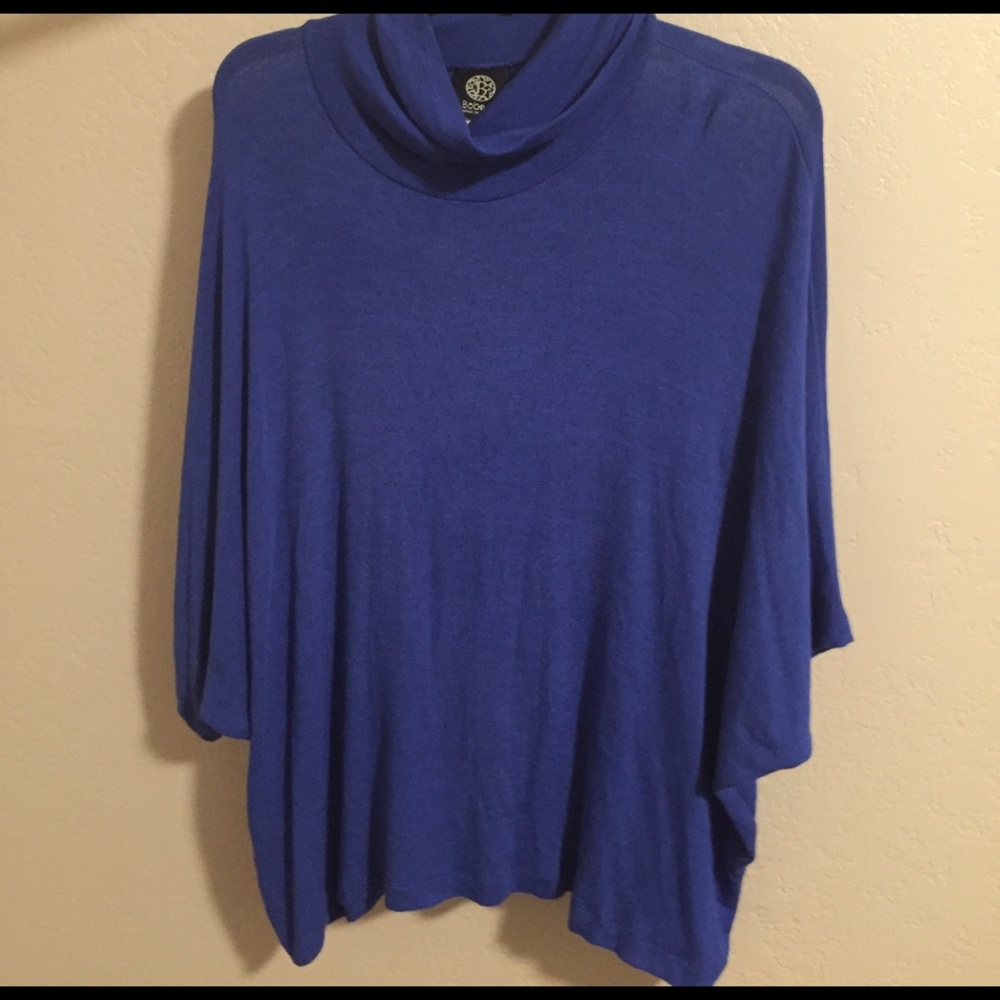 🎀Blue Poncho Sweater