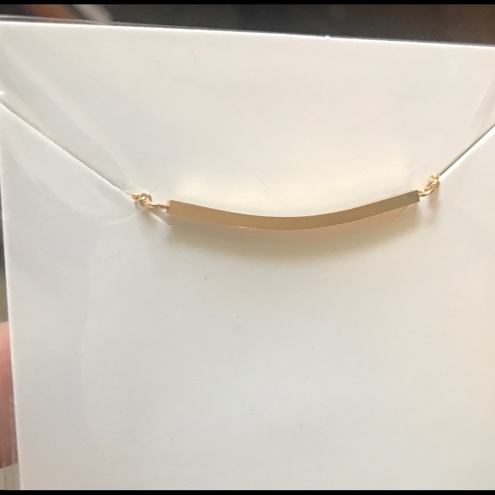 18k gold pltd. stainless steel curved bar necklace - Picture 2 of 4