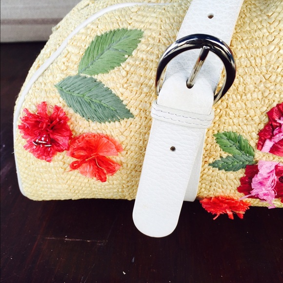 🌺Limited Edition Christian Dior Flower Bag🌺 - Picture 5 of 8