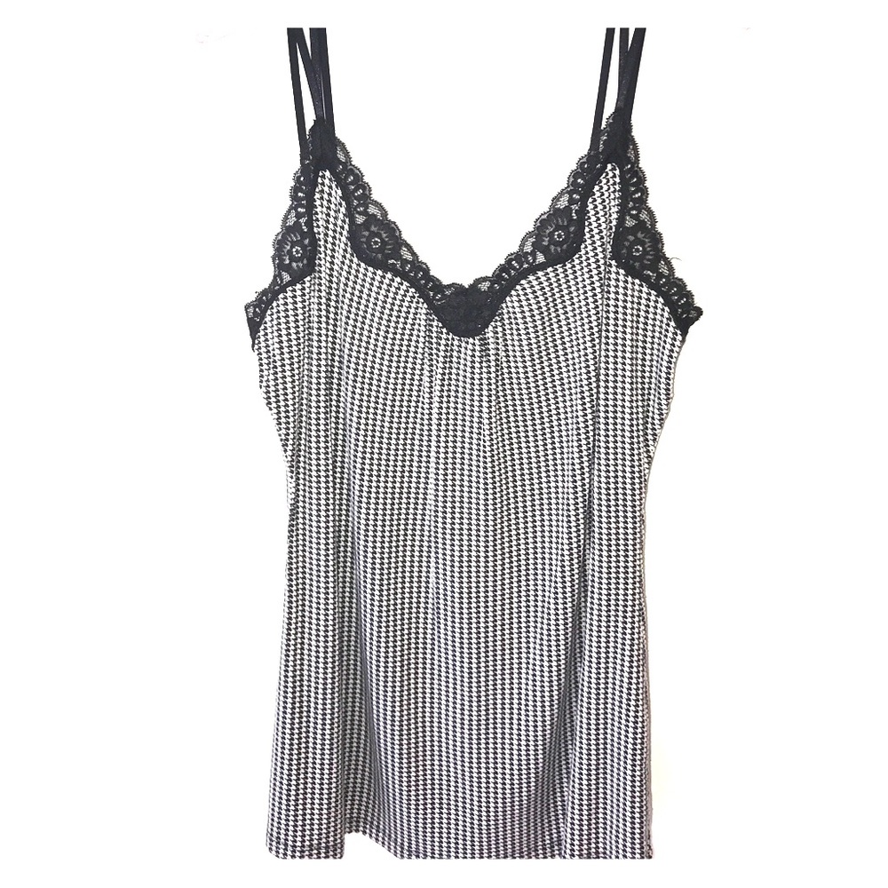 Express Camisole Size M 🌺😁🌺 Great Condition!